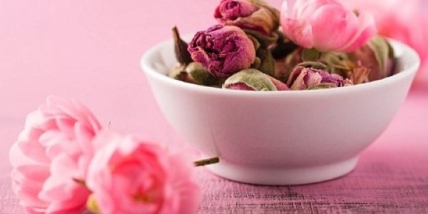 تصویر 3 از قیمت خرید گیاه دارویی گل محمدی عمده به صرفه و ارزان